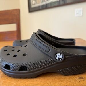 CROCS Black Ventilated Clogs